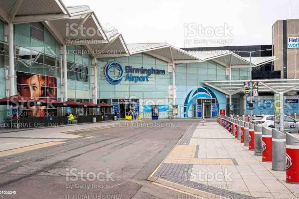 Entire Apartment / Nec / Resorts World / Birmingham Airport Sheldon  Ngoại thất bức ảnh