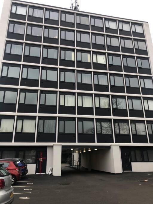 Entire Apartment / Nec / Resorts World / Birmingham Airport Sheldon  Ngoại thất bức ảnh